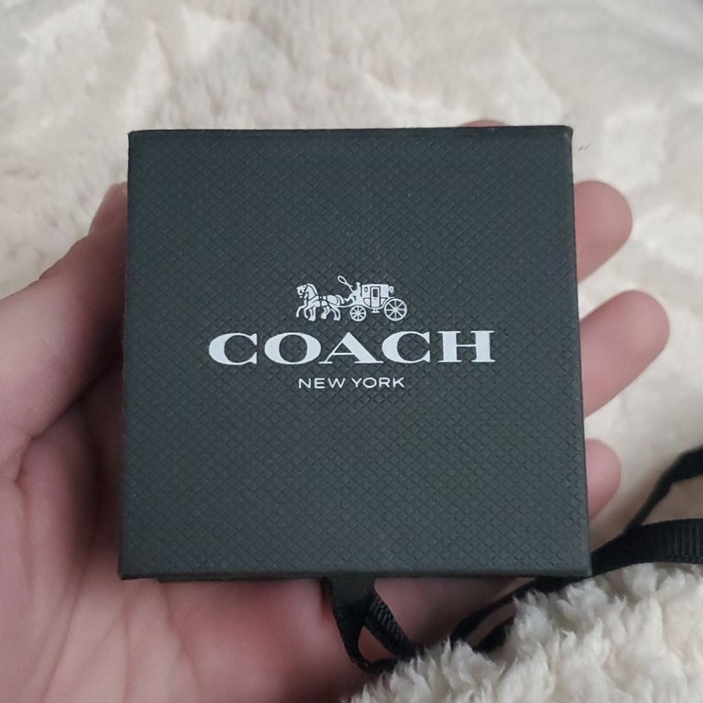 Coach earrings - Picture 3 of 3